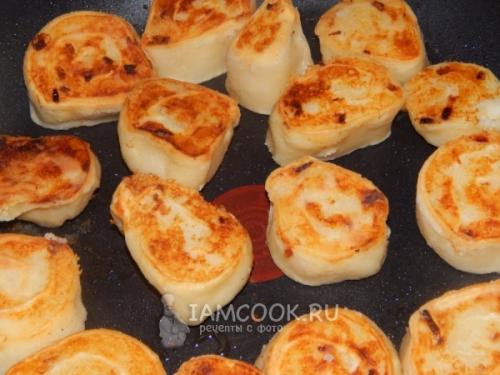 Ленивые пирожки с картошкой. Ленивые пирожки с картофелем