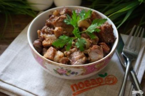 Рецепт приготовления шейки свиной. Свиная шея кусочками в духовке