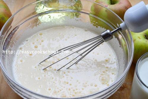 Бисквит на кефире с яблоками. Шарлотка с яблоками на кефире