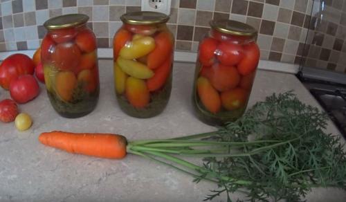 Помидоры на зиму с морковной ботвой, рецепт на 1 литровую банку