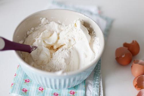 Ангельский бисквит чадейка.