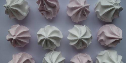 Приготовление меренгов в домашних условиях. Как приготовить безе в духовке