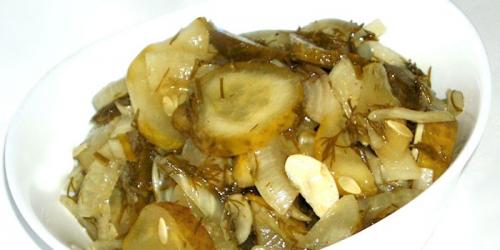 Салат из огурцов-с луком на зиму. Нежинский салат