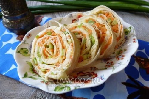 Рулет из лаваша с морковью по-корейски. Лаваш с корейской морковкой и сыром