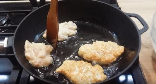 Куриные котлеты рубленые сочные рецепт. Рубленные куриные котлеты с майонезом (получаются сочные и нежные внутри)