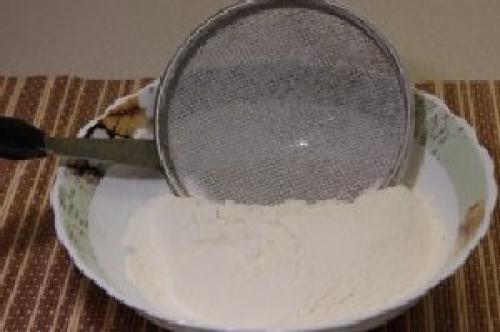 Оладьи на кефире, как пух секретная фишка. Пышные оладушки на кефире