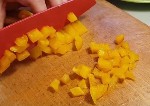 Как делать рубленные котлеты из куриного филе. Рецепт рубленных котлет из куриного филе со сладким перцем и помидорами