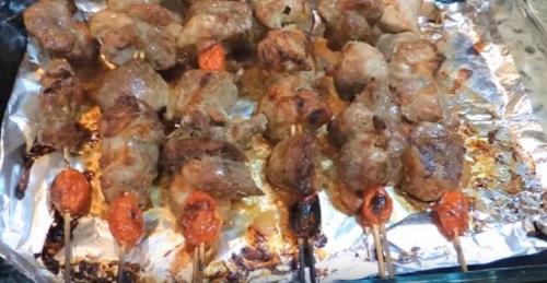 Шашлык в духовке + Маринад для шашлыка из свинины. 5 рецептов