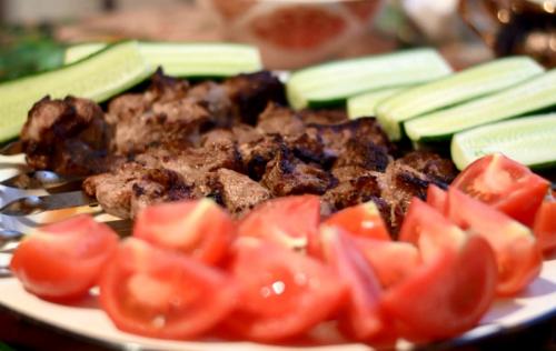 Шашлык из свинины маринад самый вкусный, чтобы мясо было мягким. Как приготовить вкусный шашлык из свинины. 