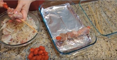 Шашлык в духовке + Маринад для шашлыка из свинины. 5 рецептов