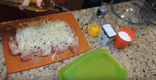 Шашлык в духовке + Маринад для шашлыка из свинины. 5 рецептов