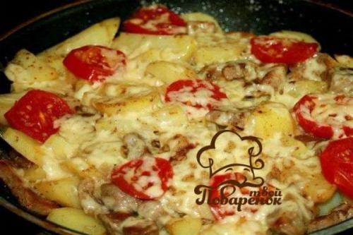 Картошка по-французски с фаршем на сковороде. Картошка по-французски на сковороде