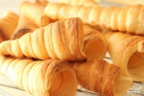 Какие инструменты потребуются для приготовления пирожных трубочек. Пирожное Трубочка с кремом