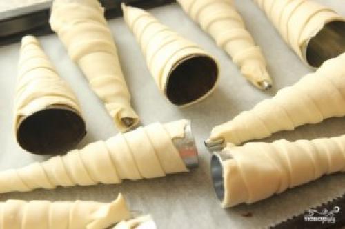 Какие инструменты потребуются для приготовления пирожных трубочек. Пирожное Трубочка с кремом