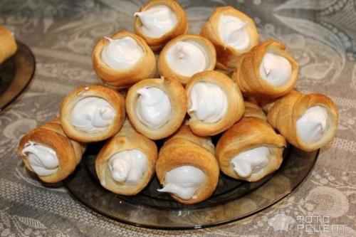 Какие основные этапы приготовления слоеных трубочек следует учитывать, чтобы избежать ошибок. Рецепт: Трубочки из слоенного теста - вспомним детство