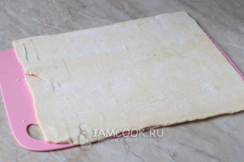 Завораживающие слоеные палочки со сгущенкой: рецепт и секреты приготовления 07