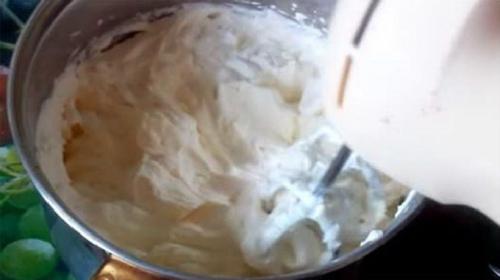 Слоеное тесто для Наполеона быстрого приготовления. Рецепт «Наполеона» советского времени в домашних условиях