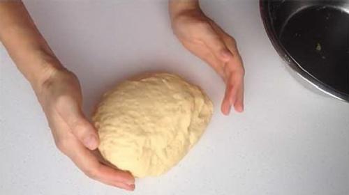 Торт наполеон из готового слоеного дрожжевого теста. Рецепт «Наполеона» советского времени в домашних условиях