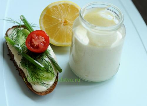 Майонез в домашних условиях погружным блендером. Домашний майонез по классическому рецепту блендером + Самые вкусные рецепты майонеза в домашних условиях