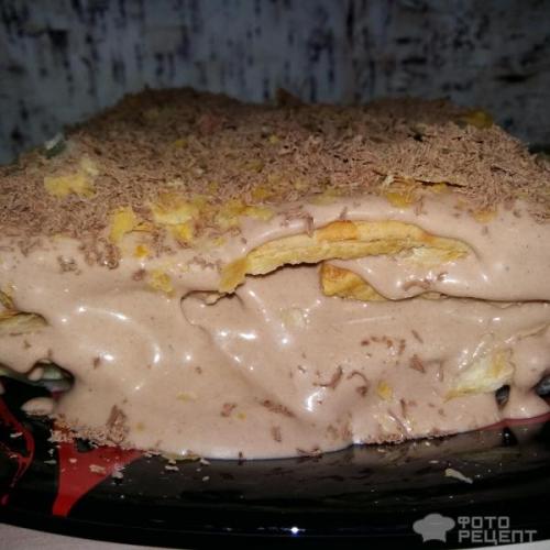 Торт из слоеного теста со сгущенкой и творожным сыром. Рецепт: Быстрый торт из слоеного теста - Развалины со сгущенкой и творожным сыром