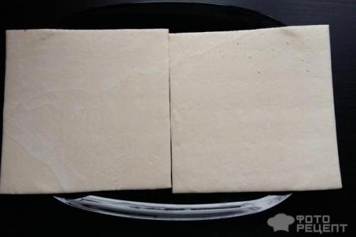 Торт из слоеного теста со сгущенкой и творожным сыром. Рецепт: Быстрый торт из слоеного теста - Развалины со сгущенкой и творожным сыром