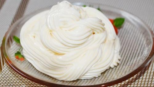 Майонез в домашних условиях погружным блендером. Домашний майонез за 5 минут: приготовление полезного и натурального соуса в домашних условиях