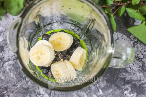 Смузи с черной смородиной: витаминная бомба для здоровья 08