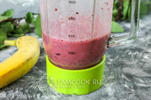 Смузи с черной смородиной: витаминная бомба для здоровья 10