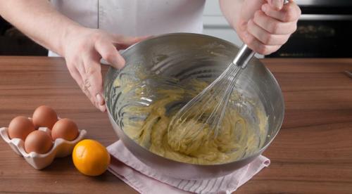 Домашний майонез обычным венчиком. Майонез без блендера 08