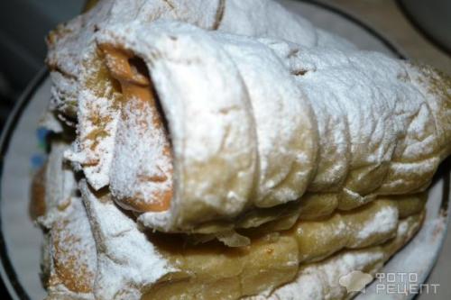 Как сделать рулетики из дрожжевого теста с вареной сгущенкой красивыми и аппетитными. Рецепт: Трубочки из слоеного дрожжевого теста - С начинкой из вареной сгущенки