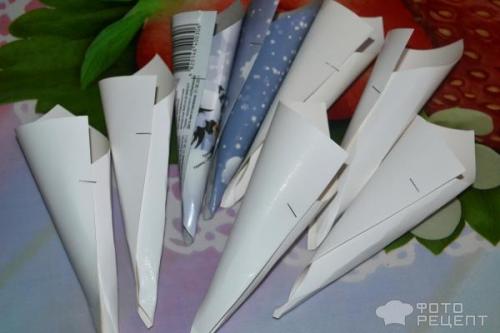 Как сделать рулетики из дрожжевого теста с вареной сгущенкой красивыми и аппетитными. Рецепт: Трубочки из слоеного дрожжевого теста - С начинкой из вареной сгущенки