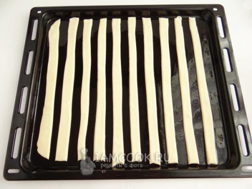 Вкусный и простой рецепт торт полено с вареной сгущенкой 26