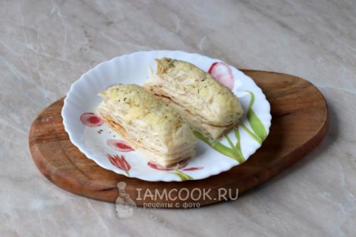 Сладкий и хрустящий: рецепт рулета из слоеного теста с поленом 14