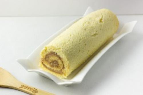 Какие ингредиенты необходимы для приготовления рулета из слоеного теста с поленом. Рулет Полено