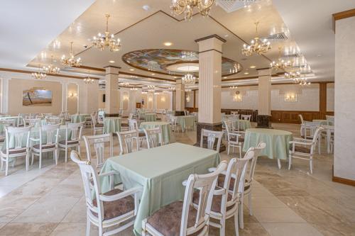 Премиальное питание. Не только меню и сервис: 4 главных отличия премиального питания в санаториях