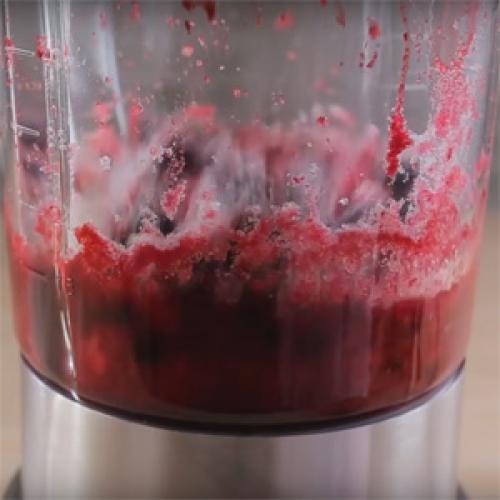 Компактный блендер для коктейлей и смузи. Компактные/портативные модели 01