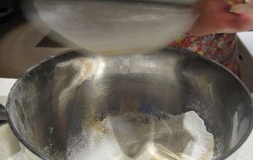 Можно ли использовать другие виды теста для приготовления рулетов. Тесто для рулетов