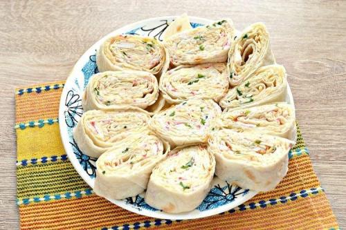 Какие ингредиенты можно использовать для начинки рулетов. 20 вкусных и простых начинок для рулета из лаваша