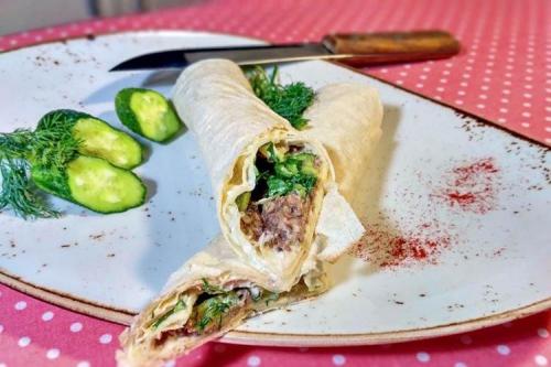 Какие ингредиенты можно использовать для начинки рулетов. 20 вкусных и простых начинок для рулета из лаваша