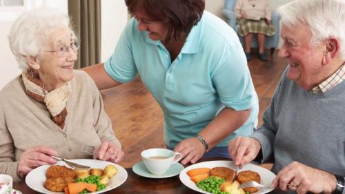 10 правил питания в пожилом возрасте от компании Senior Group. Преимущества пожилого возраста 02 10 правил питания в пожилом возрасте от компании Senior Group. Преимущества пожилого возраста 02