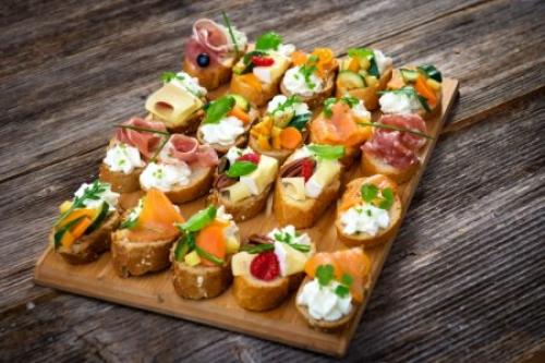 Оригинальные закуски для фуршета. 20 простых и очень вкусных закусок для фуршета