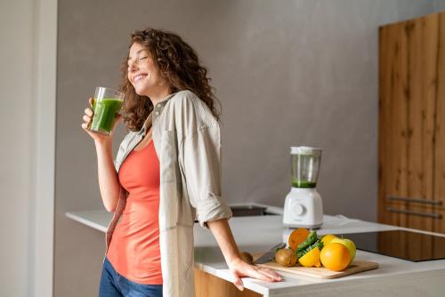 Плюсы и минусы свежевыжатого апельсинового сока: что важно знать 03