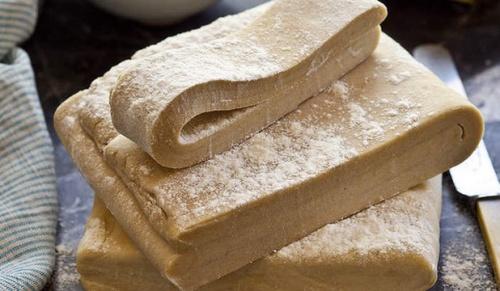 Рецепт универсального слоеного теста на пиве. Слоеное тесто на пиве