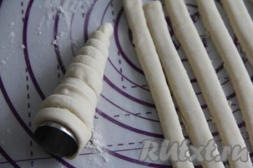 Слоеные трубочки с кремом рецепт в домашних условиях. Ингредиенты 07 Слоеные трубочки с кремом рецепт в домашних условиях. Ингредиенты 07