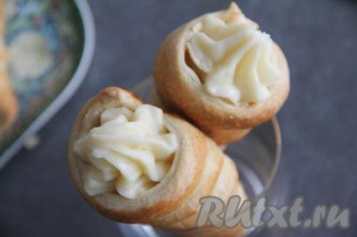 Слоеные трубочки с кремом рецепт в домашних условиях. Ингредиенты 11 Слоеные трубочки с кремом рецепт в домашних условиях. Ингредиенты 11