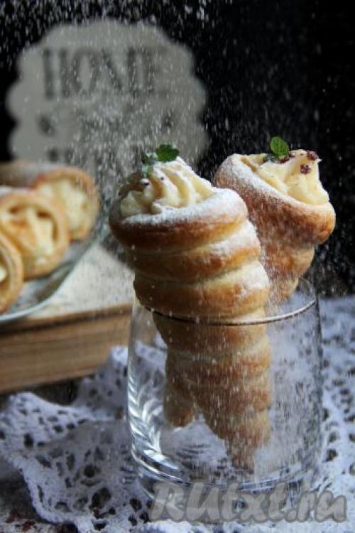 Слоеные трубочки с кремом рецепт в домашних условиях. Ингредиенты 12 Слоеные трубочки с кремом рецепт в домашних условиях. Ингредиенты 12