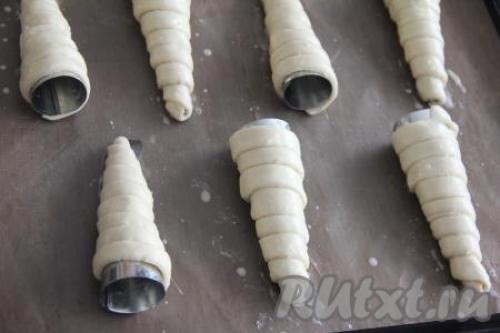 Слоеные трубочки с кремом рецепт в домашних условиях. Ингредиенты 09 Слоеные трубочки с кремом рецепт в домашних условиях. Ингредиенты 09