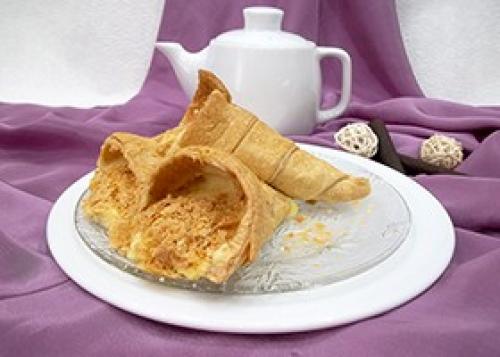 Трубочки с заварным кремом из слоено-дрожжевого теста. Трубочки из слоеного теста с заварным кремом 09