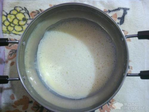 Вафельные трубочки с белковым кремом. Рецепт: Вафельные трубочки - с белковым кремом.