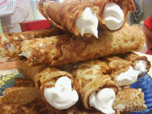 Вафельные трубочки с белковым кремом. Рецепт: Вафельные трубочки - с белковым кремом.